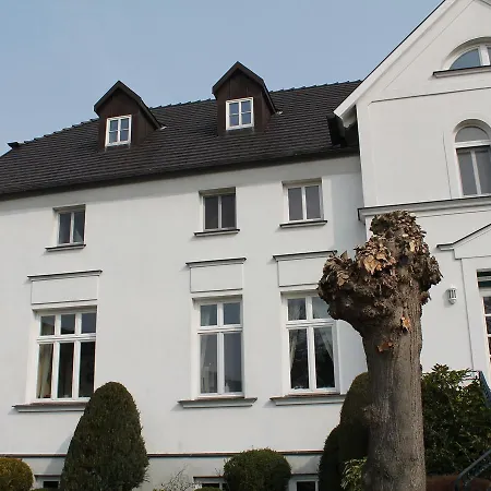 Peaceful Apartment In Steffenshagen By The Sea شقة